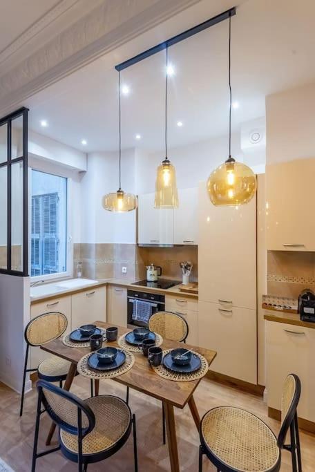 ניס Superb 2P Of Standing, All Comfort, Perfect Locati מראה חיצוני תמונה